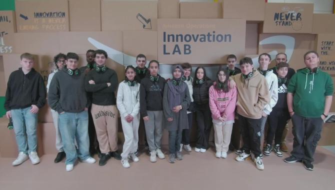 Ciofs-Fp Vercelli in visita al Lab Amazon di Vercelli
