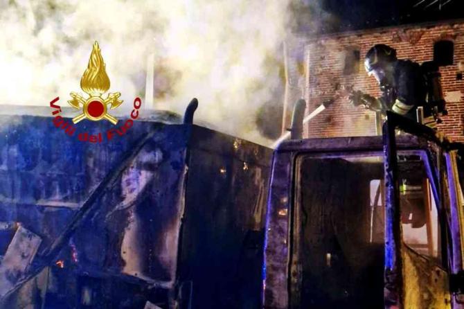 Vigili del fuoco a Villata
