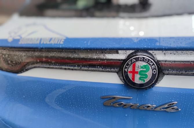 Volante polizia di Novara