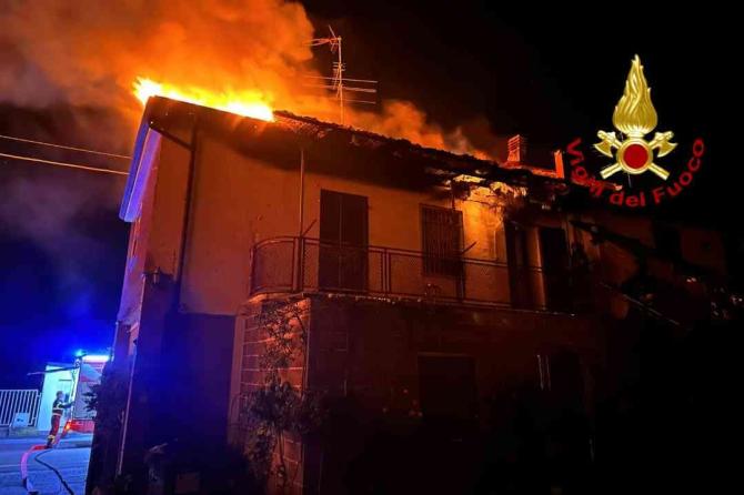 Incendio Costanzana 