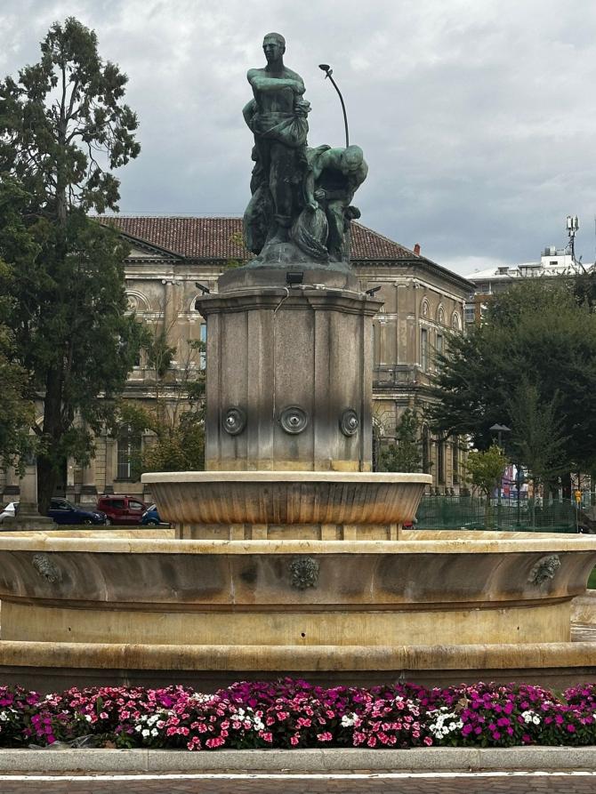 Fontana piazza Roma