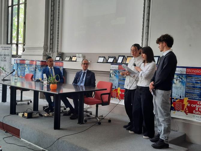 Consegna Costituzione