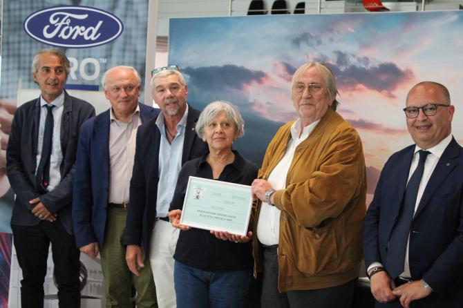 Associazione Amici del Calcio Vercellese: solidarietà e memoria sportiva 