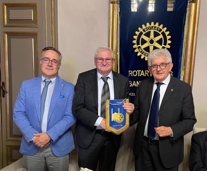 Telemedicina con AI nell'emergenza ictus ischemico: Alessandro Stecco relatore al Rotary 