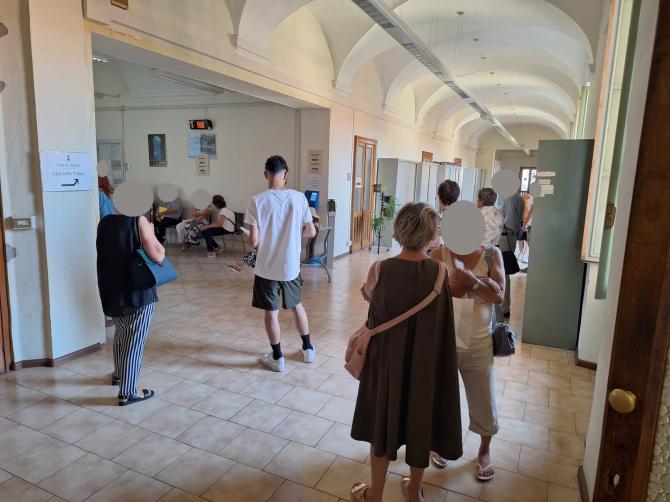 Vercellesi in coda per Imu Comune Vercelli
