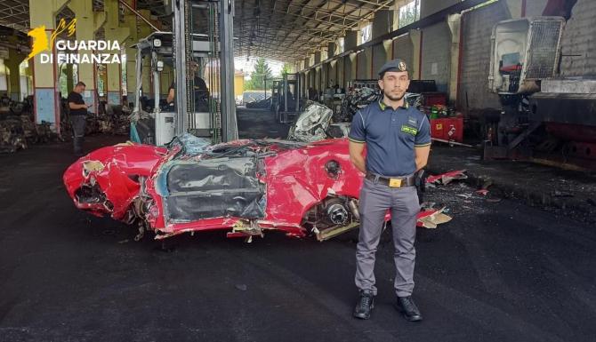 Falsa Ferrari