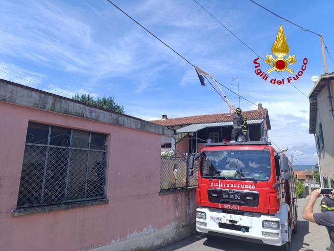 Moncrivello lamiera su cavo, vigili del fuoco