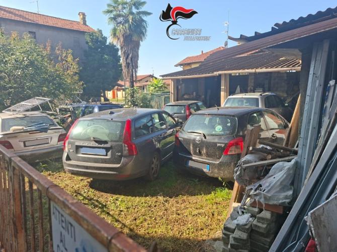 Auto abbandonate Oleggio
