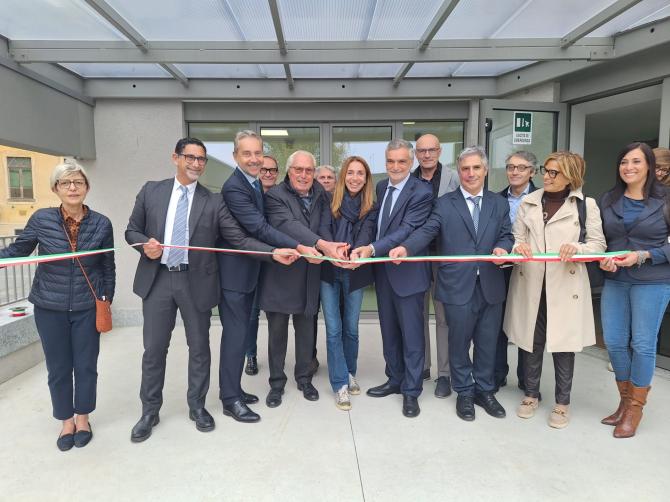 Vercelli inaugurazione scuola infanzia Collodi via Derna