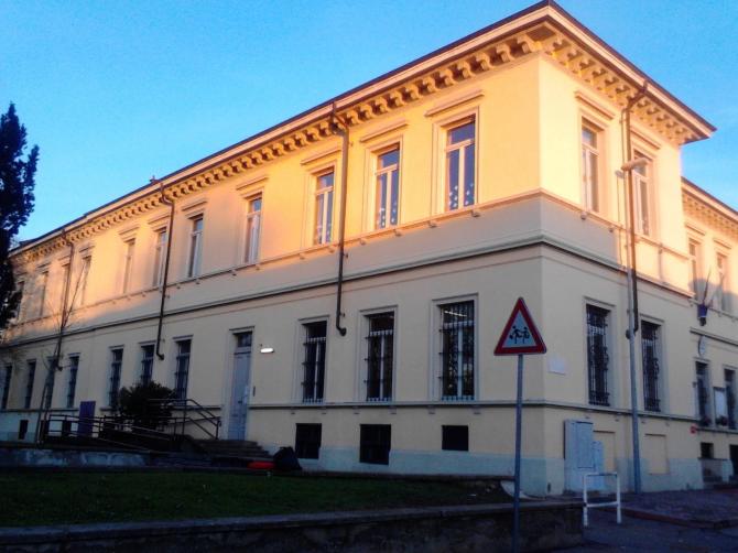 Scuola De Amicis