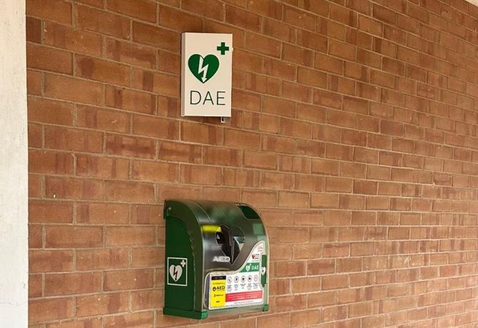 Defibrillatore ad Alice Castello