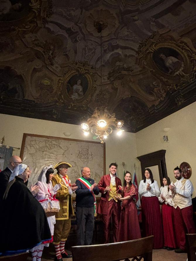 Desana: consegna delle chiavi ad Avucat e Avucat&euml;ssa.