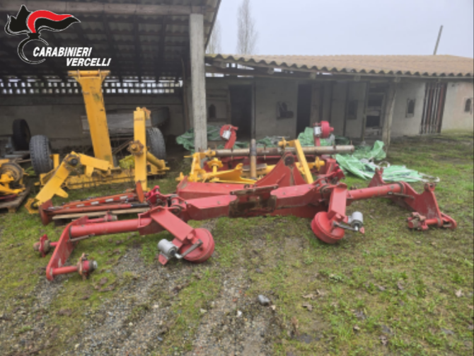 Refurtiva carabinieri Vc