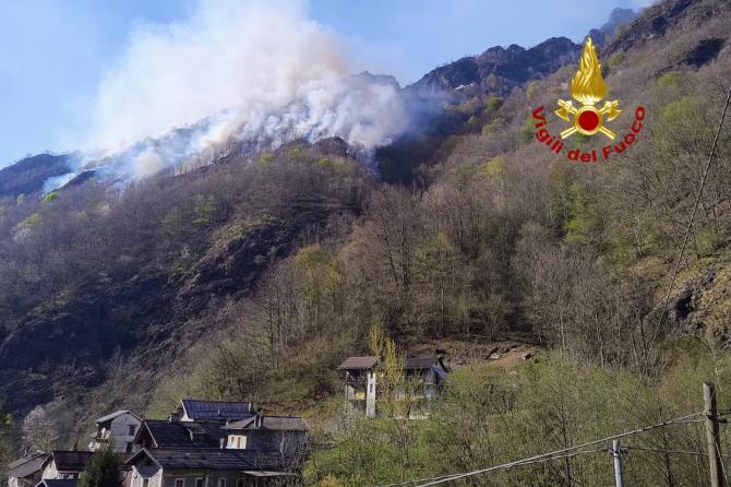 Incendio val Mastallone