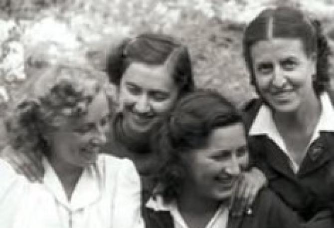 Voci di donne di Elisabetta Dellavalle