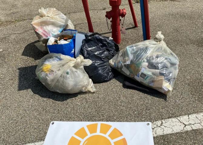 "Oh my World": i volontari ripuliscono l'area di via Tavallini