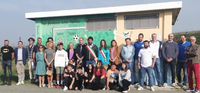 Crescentino: un murale celebra lo sport
