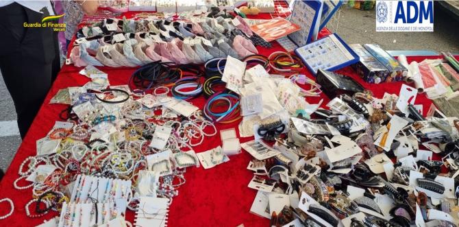 Vercelli: prodotti sequestrati alla Fiera d'Autunno ottobre 2023