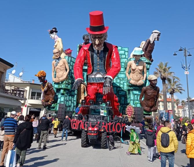 Maschere per Sempre con Bicciolano e Bela Majin a Viareggio