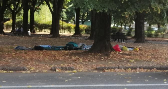Profughi in piazza Mazzini