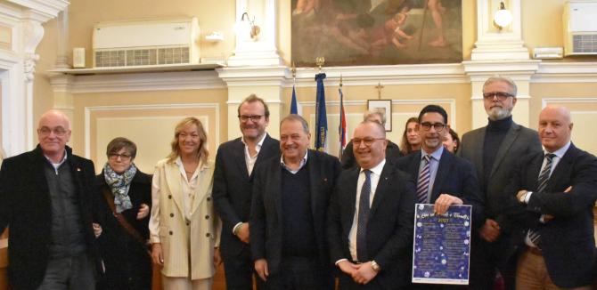 Presentazione luci sul Natale 2023 Vercelli