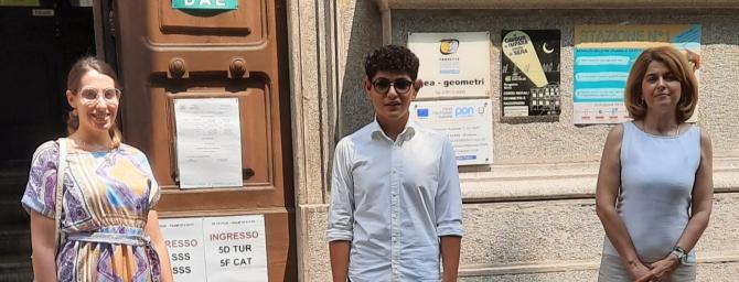 Samuele Vacca con le insegnanti