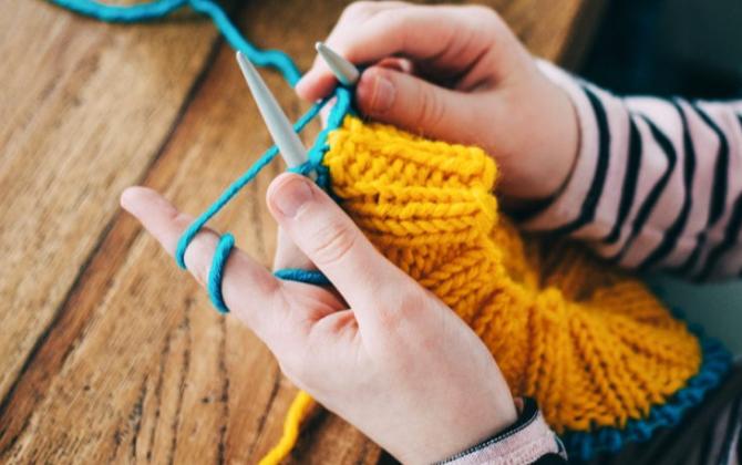 Riparte il corso di maglia organizzato da Avulss