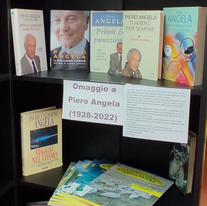 Biblioteca civica di Santhià: omaggio a Piero Angela