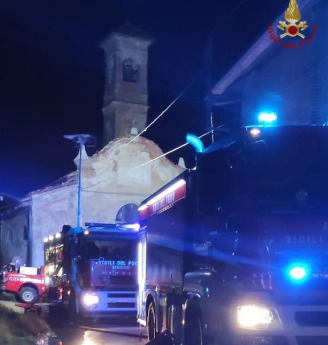 vigili del fuoco incendio Cascine Strà